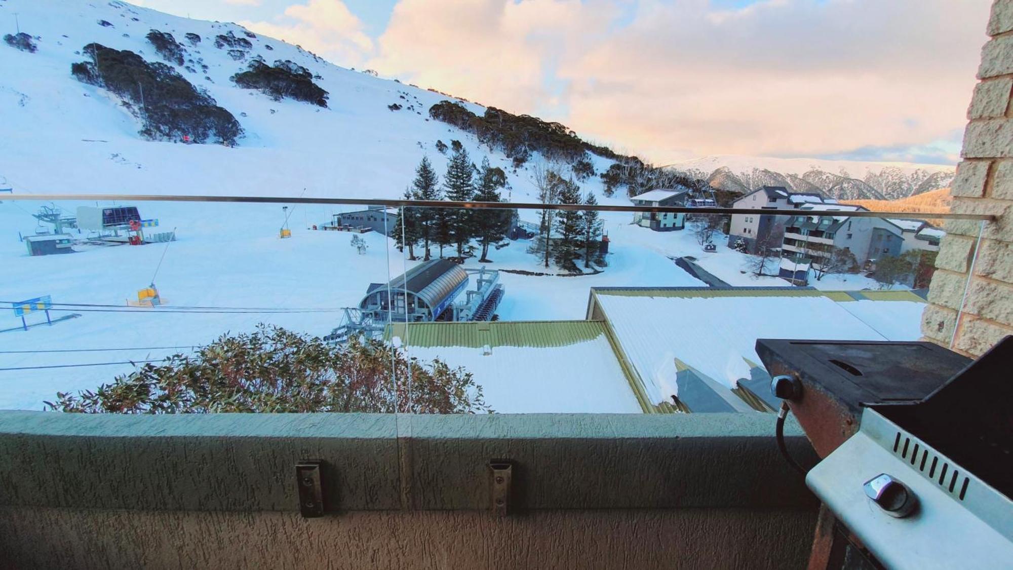 Alpine View Apartments Falls Creek Eksteriør billede
